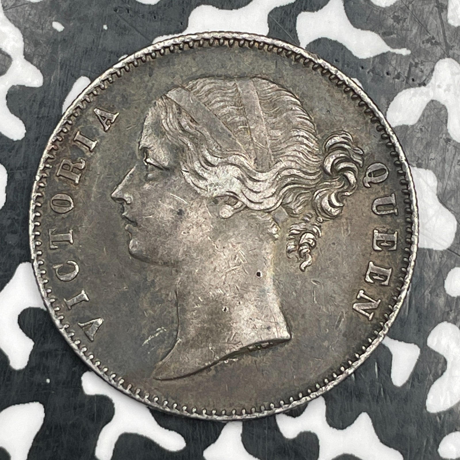 1840 India 1 Rupee Lot#JM1666 Silver! Nice!