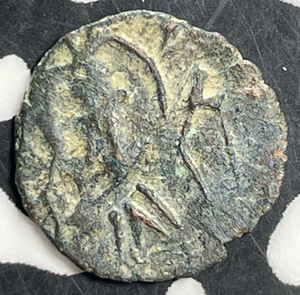 (5th Century) Great Britain AE Barbaric Radiate AE4 Lot#T1085 10mm