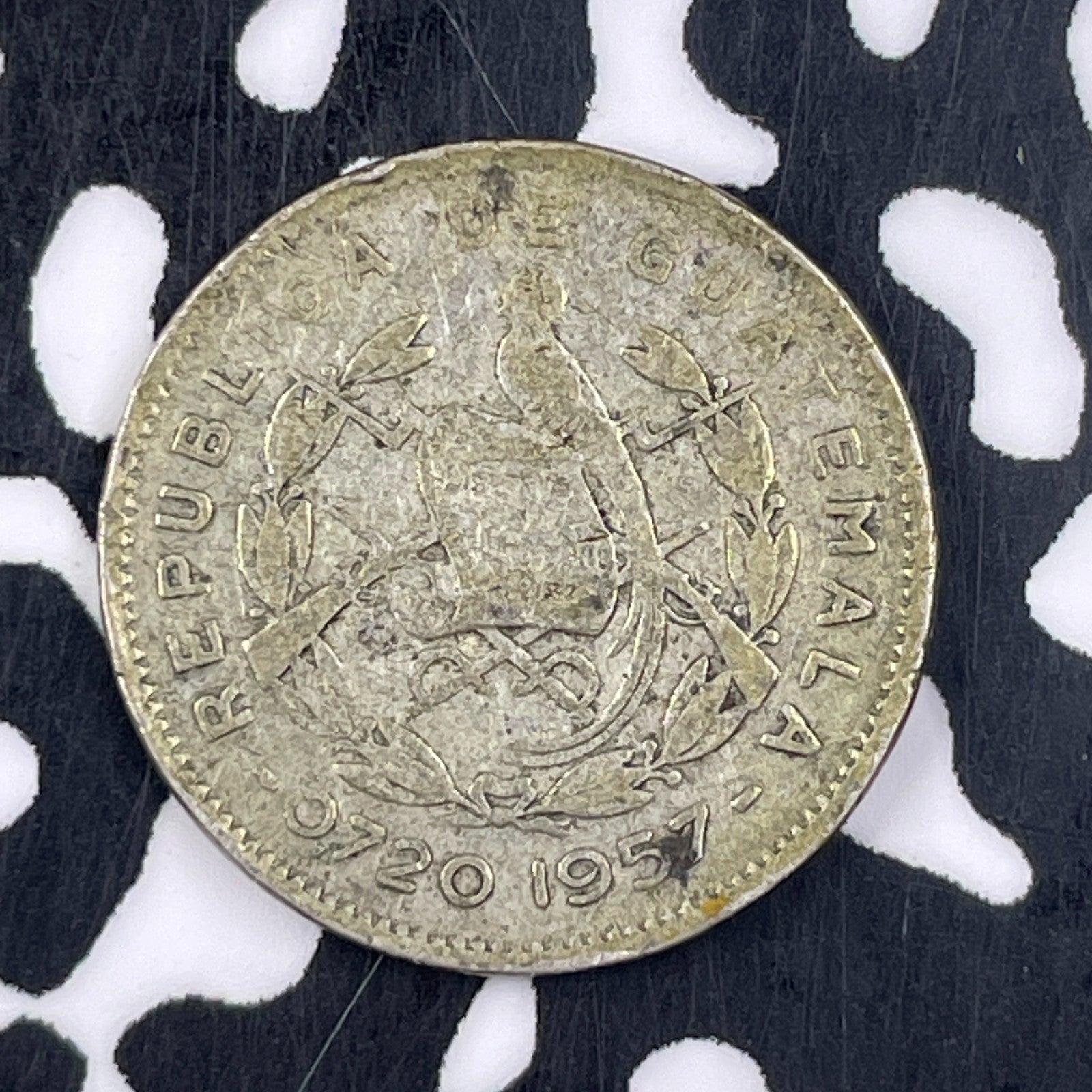 1957 Guatemala 5 Centavos Lot#F3768 Silver!