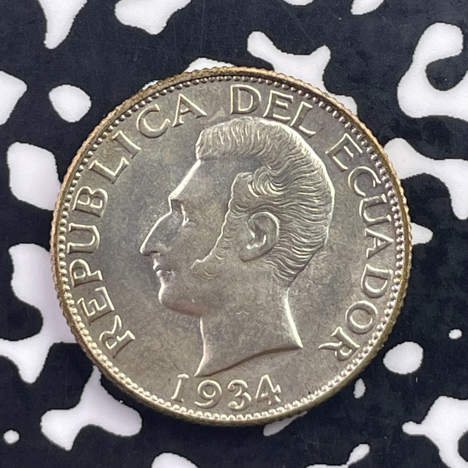 1934-Philadelphia Ecuador 1 Sucre Lot#C6785 Silver! High Grade! Beautiful!