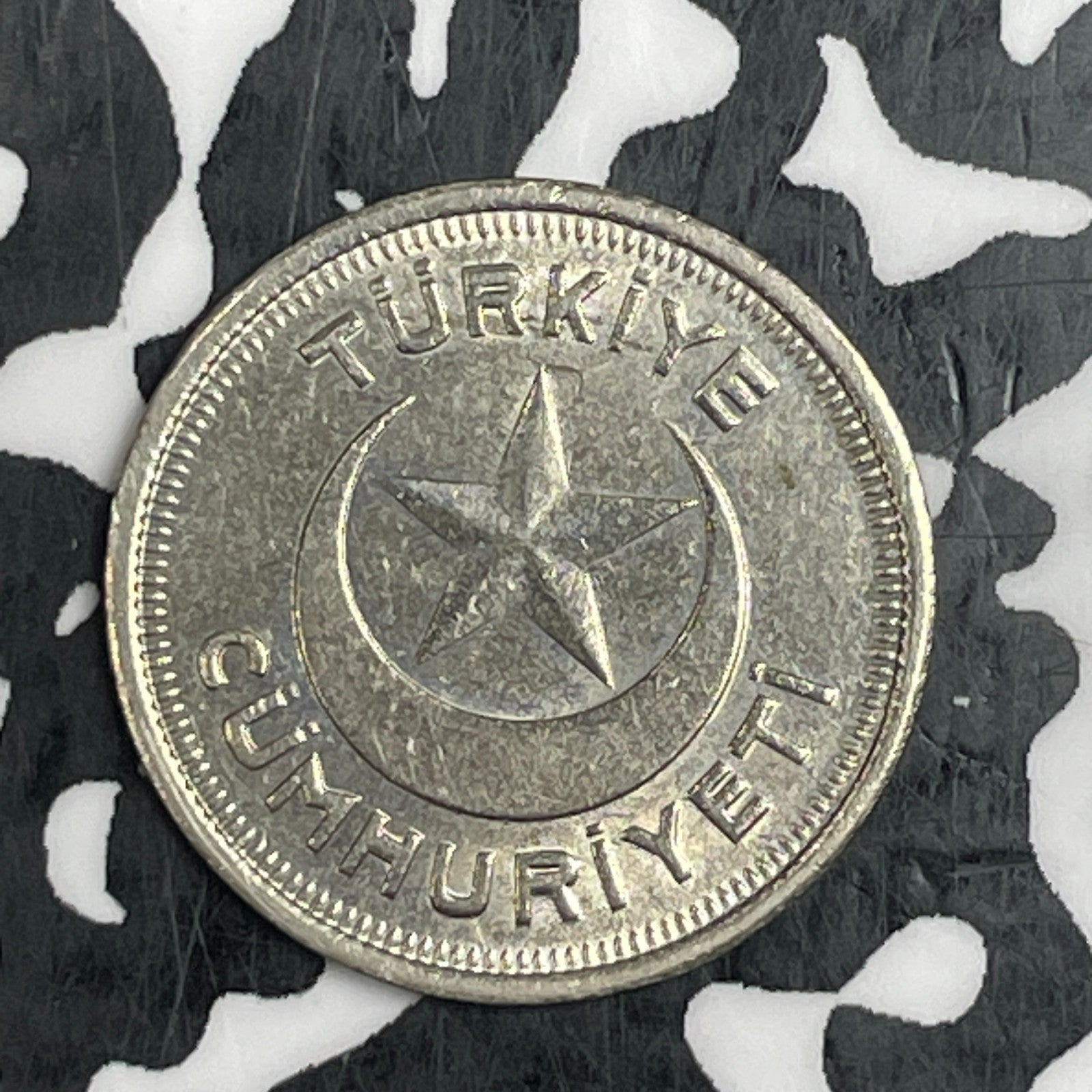 1937 Turkey 1 Kurus Lot#C8890 High Grade! Beautiful!