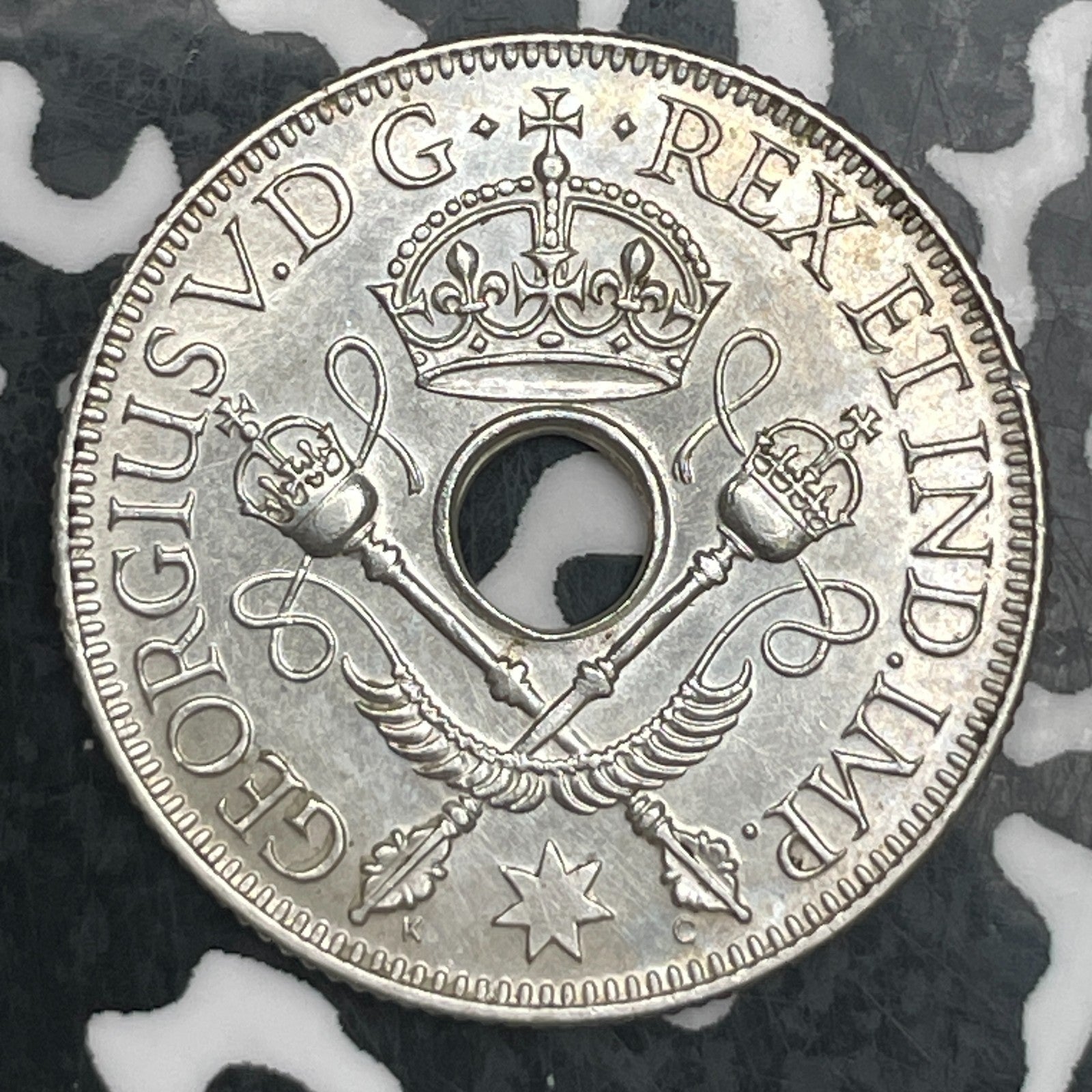 1935 New Guinea 1 Shilling Lot#F7250 Silver! High Grade! Beautiful!