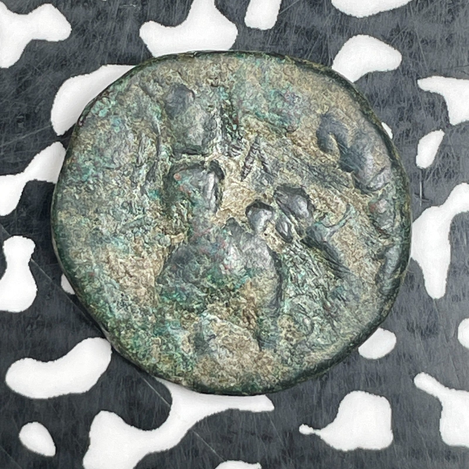 (152-192 AD) Ancient Kushan Empire Huvishka I AE Unit Lot#N1672 Mac-3321