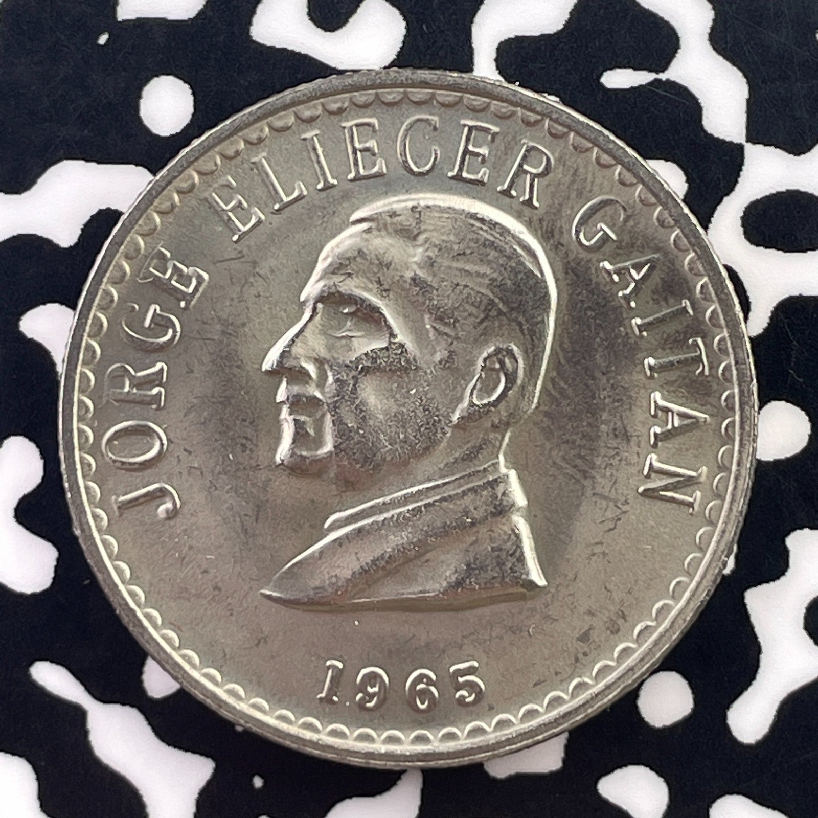 1965 Colombia 50 Centavos Lot#C6031 High Grade! Beautiful!