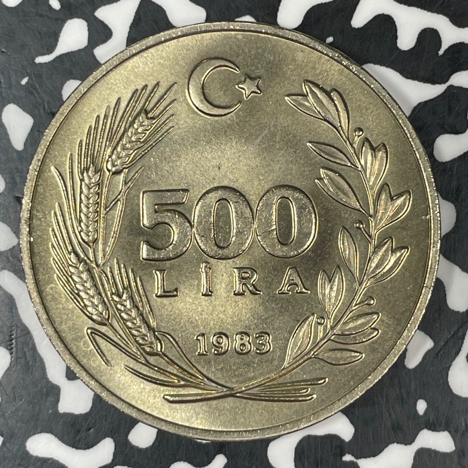 1983 Turkey Lydia 500 Lira Lot#JM0477 KM#957, 3,542 Minted