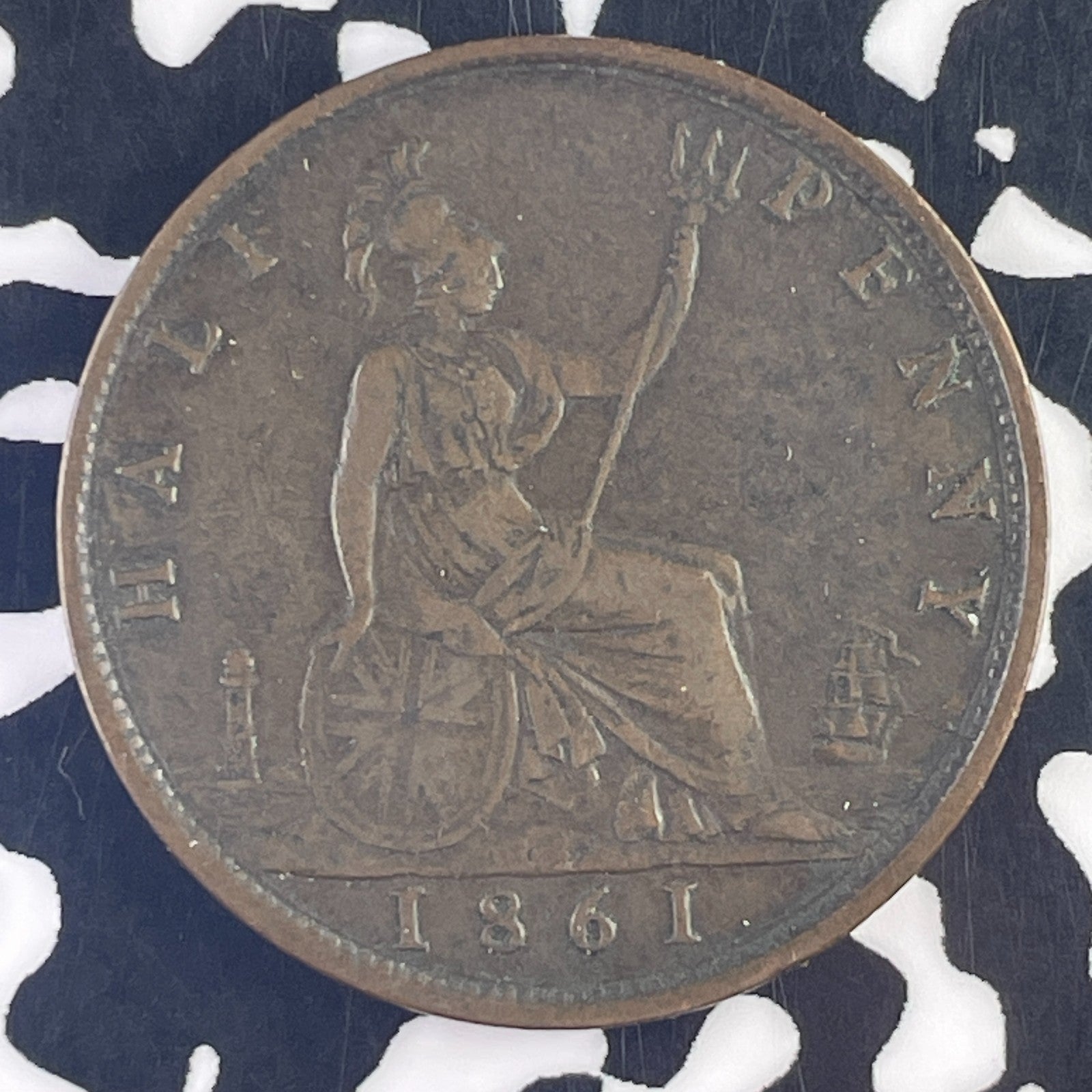 1861 Great Britain 1/2 Penny Half Penny Lot#F1998 Nice!