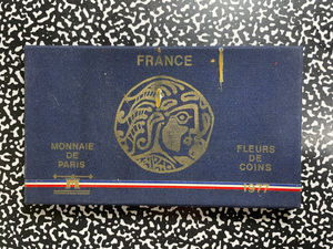 1977 France 9x Coin Proof Set Lot#B2742 Including Silver! With Case & C.O.A.