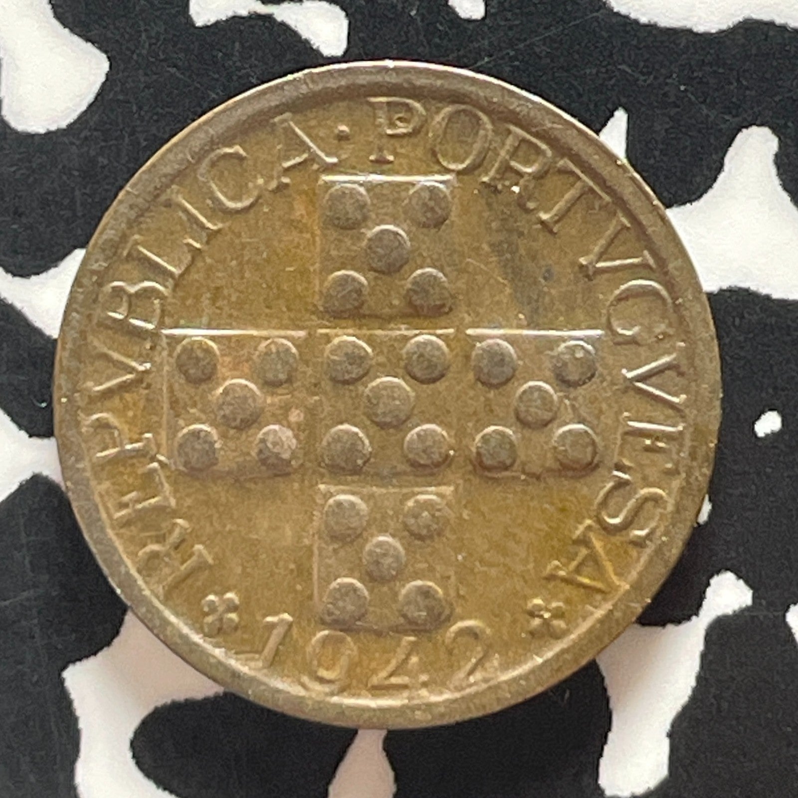 1942 Portugal 10 Centavos Lot#T5726 High Grade! Beautiful!