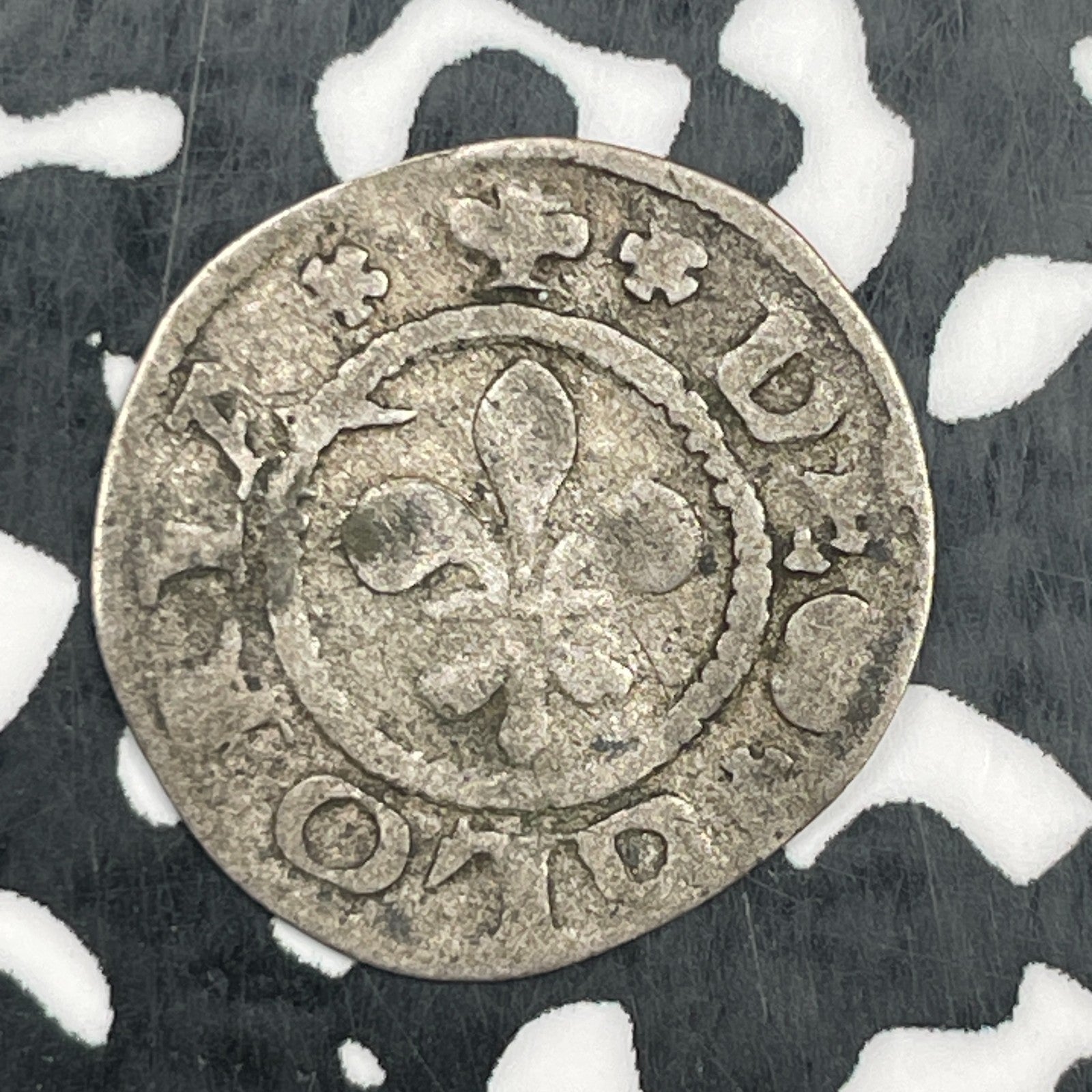 (1480-1639) France Strasbourg AR Kreuzer Lot#N0886 Silver! Wavy Flan