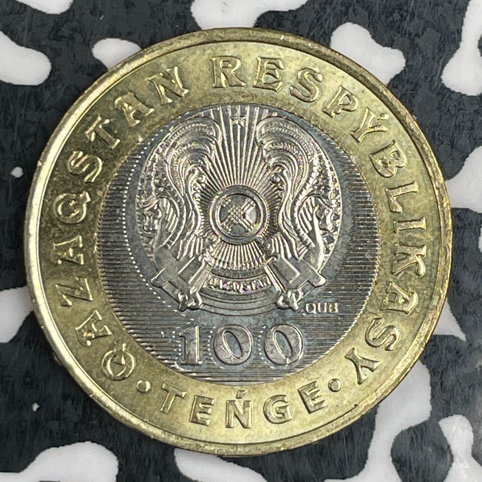 2020 Kazakhstan 100 Tenge Lot#N0631 High Grade! Beautiful!