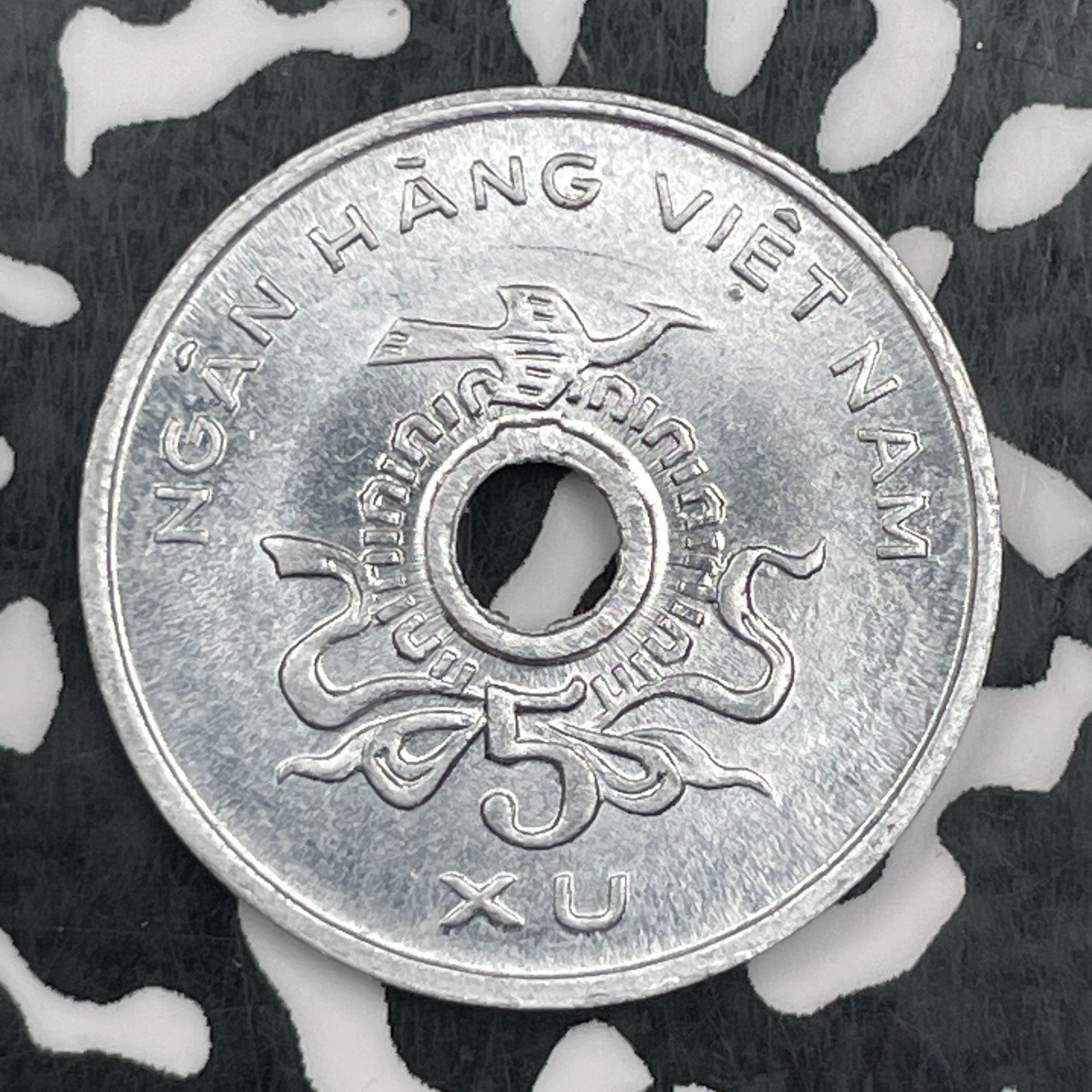 (1975) South Vietnam 5 Xu Lot#F9552 High Grade! Beautiful!