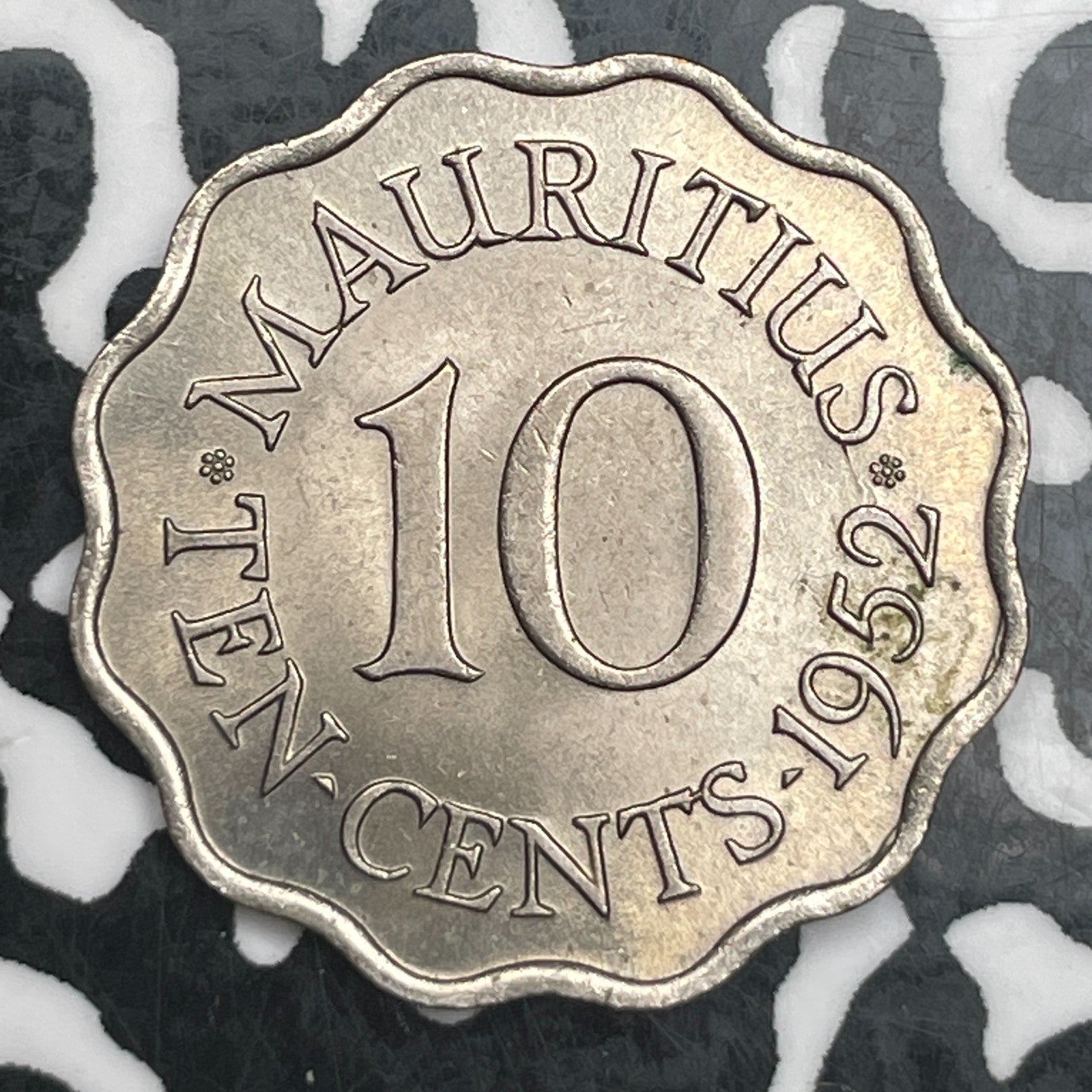 1952 Mauritius 10 Cents Lot#F7223 High Grade! Beautiful!