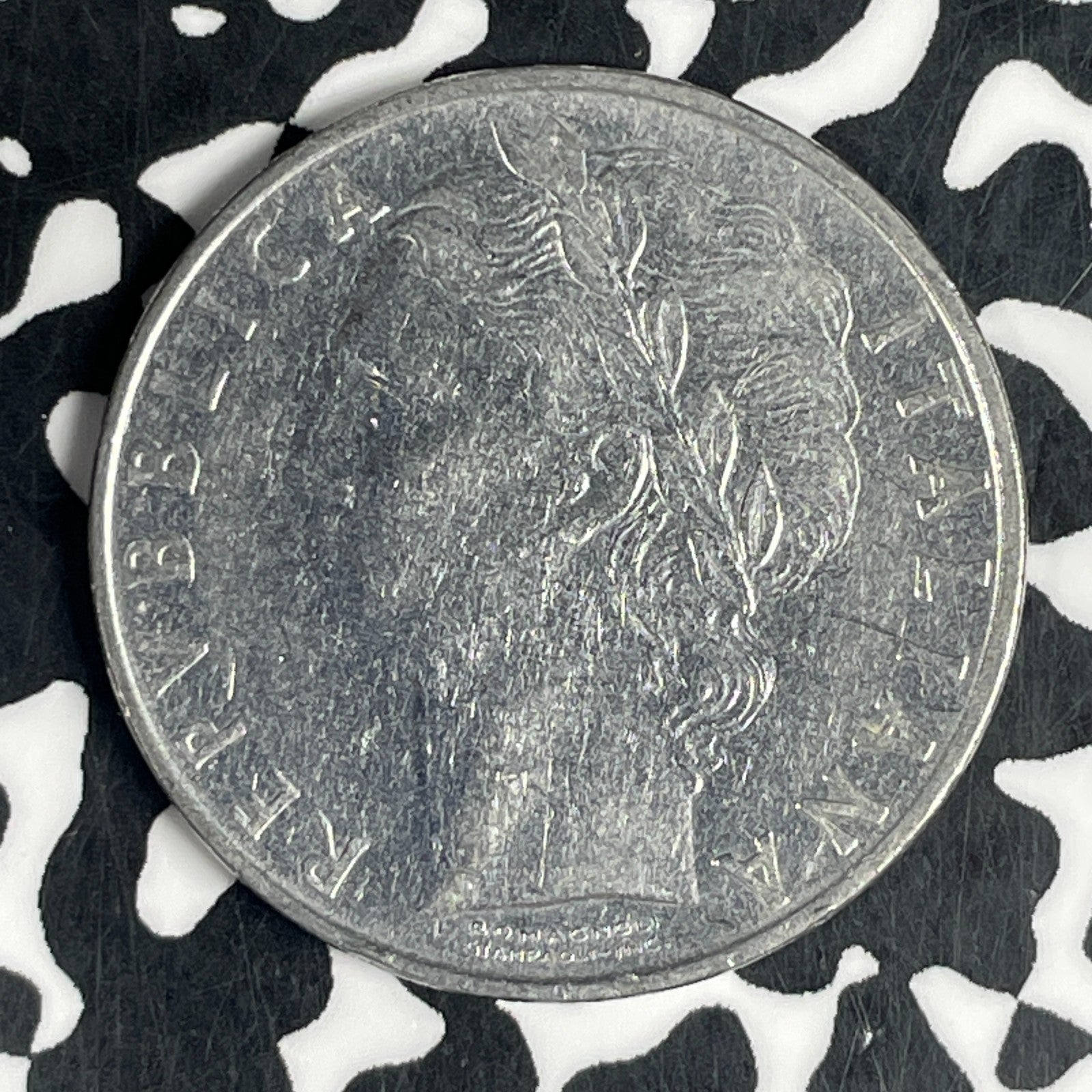 1961-R Italy 100 Lire Lot#C6325