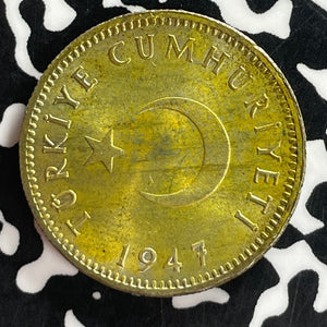 1947 Turkey 1 Lira Lot#T7517 High Grade! Beautiful!