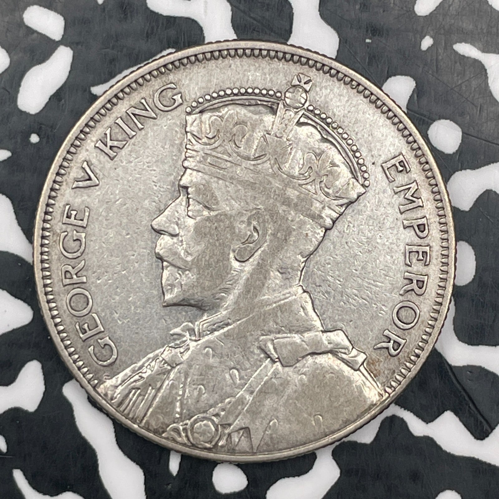 1933 New Zealand 1/2 Half Crown Lot#N3066 Silver!