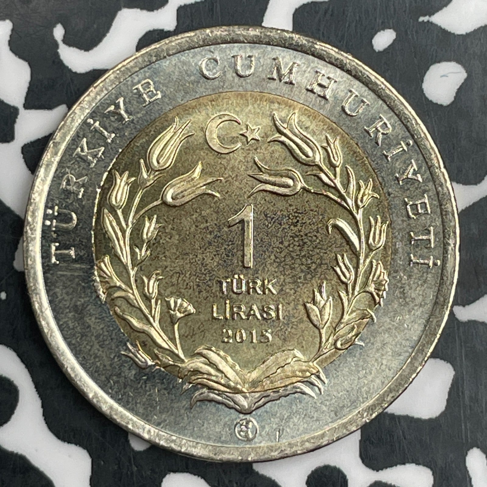 2015 Turkey 1 Lira Lot#F9592 High Grade! Beautiful!