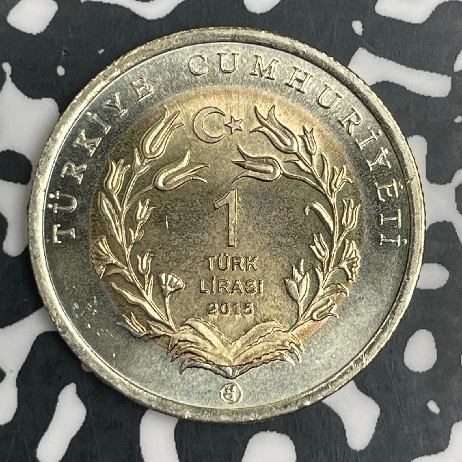2015 Turkey 1 Lira Lot#F9593 High Grade! Beautiful!