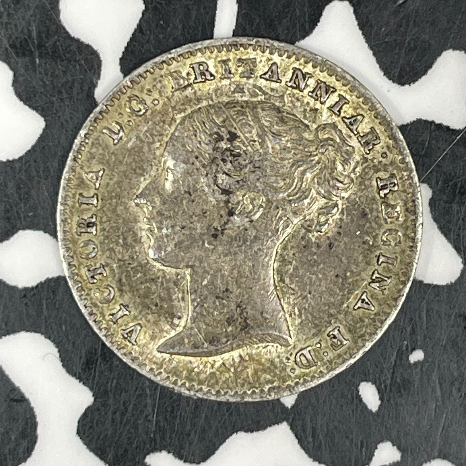 1843 Great Britain Victoria 3 Pence Threepence Lot#JM0438 Silver! Nice!