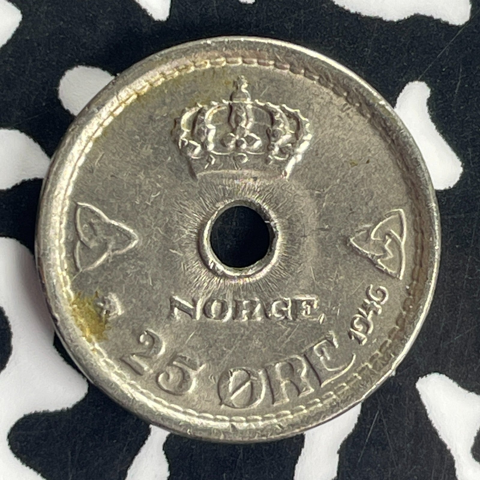 1946 Norway 25 Ore Lot#T8745 High Grade! Beautiful!