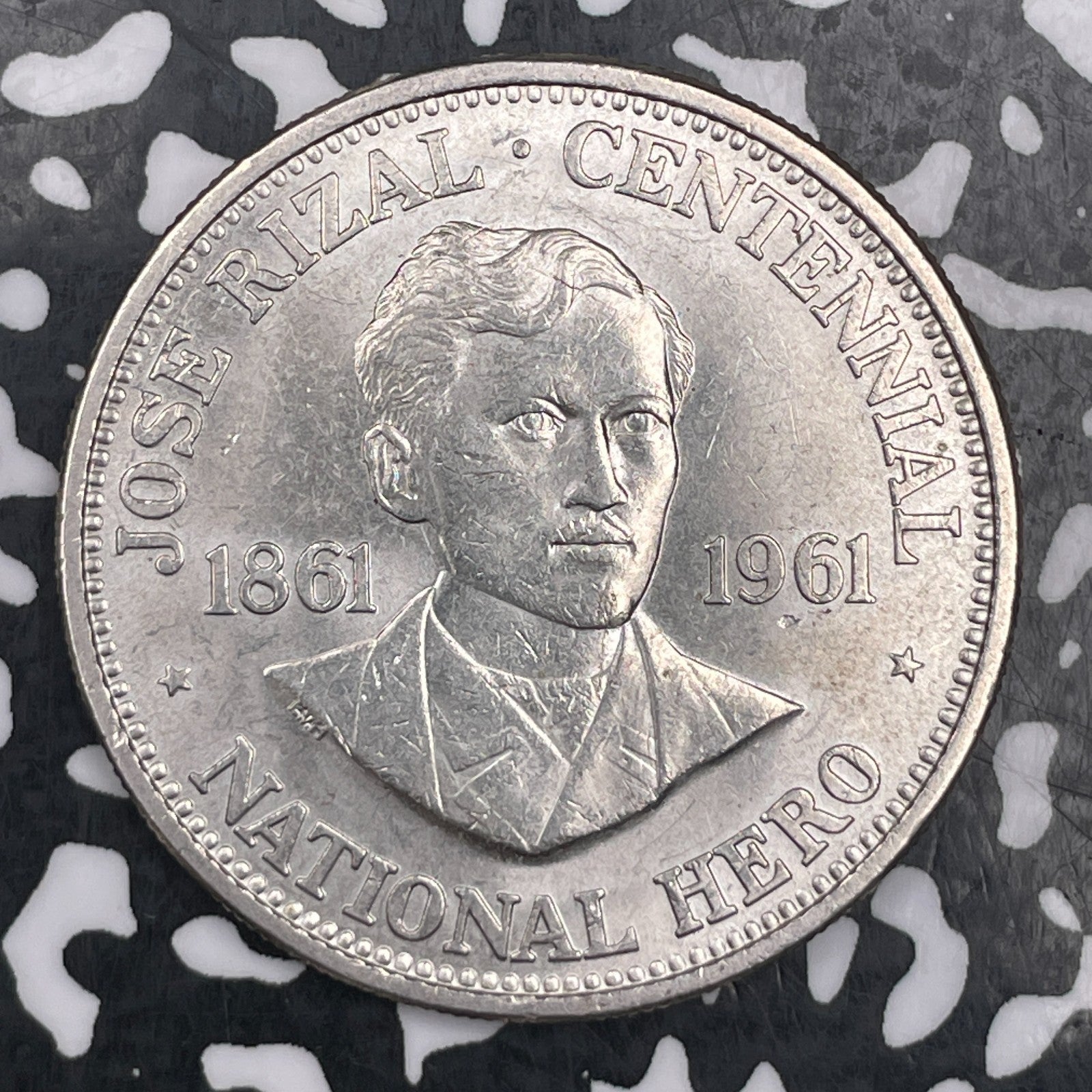 1961 Philippines Jose Rizal 1 Peso Lot#JM1627 Silver! High Grade! Beautiful!