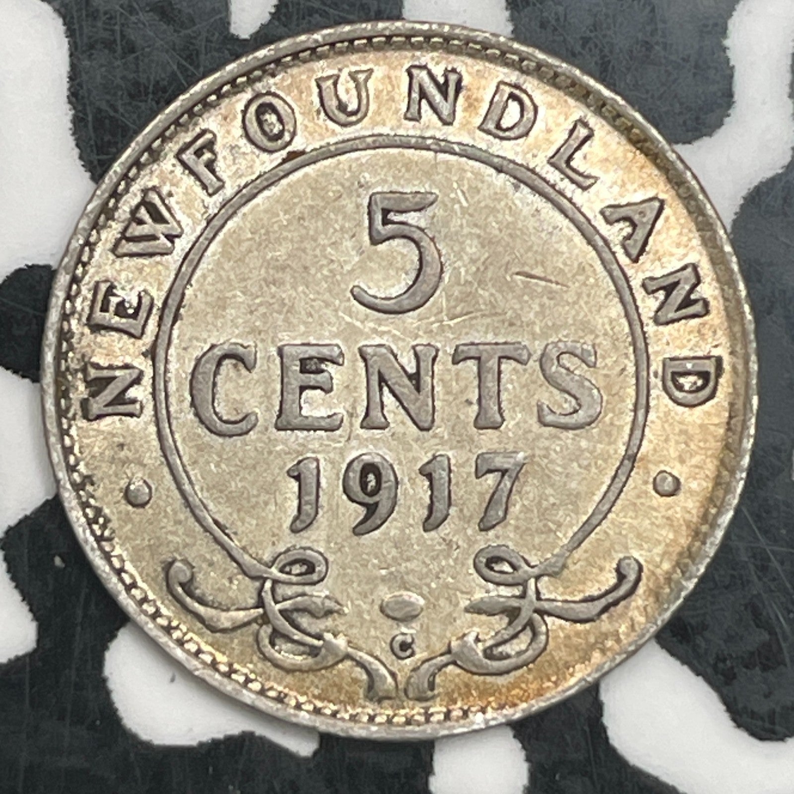 1917-C Newfoundland 5 Cents Lot#F7239 Silver! Nice!