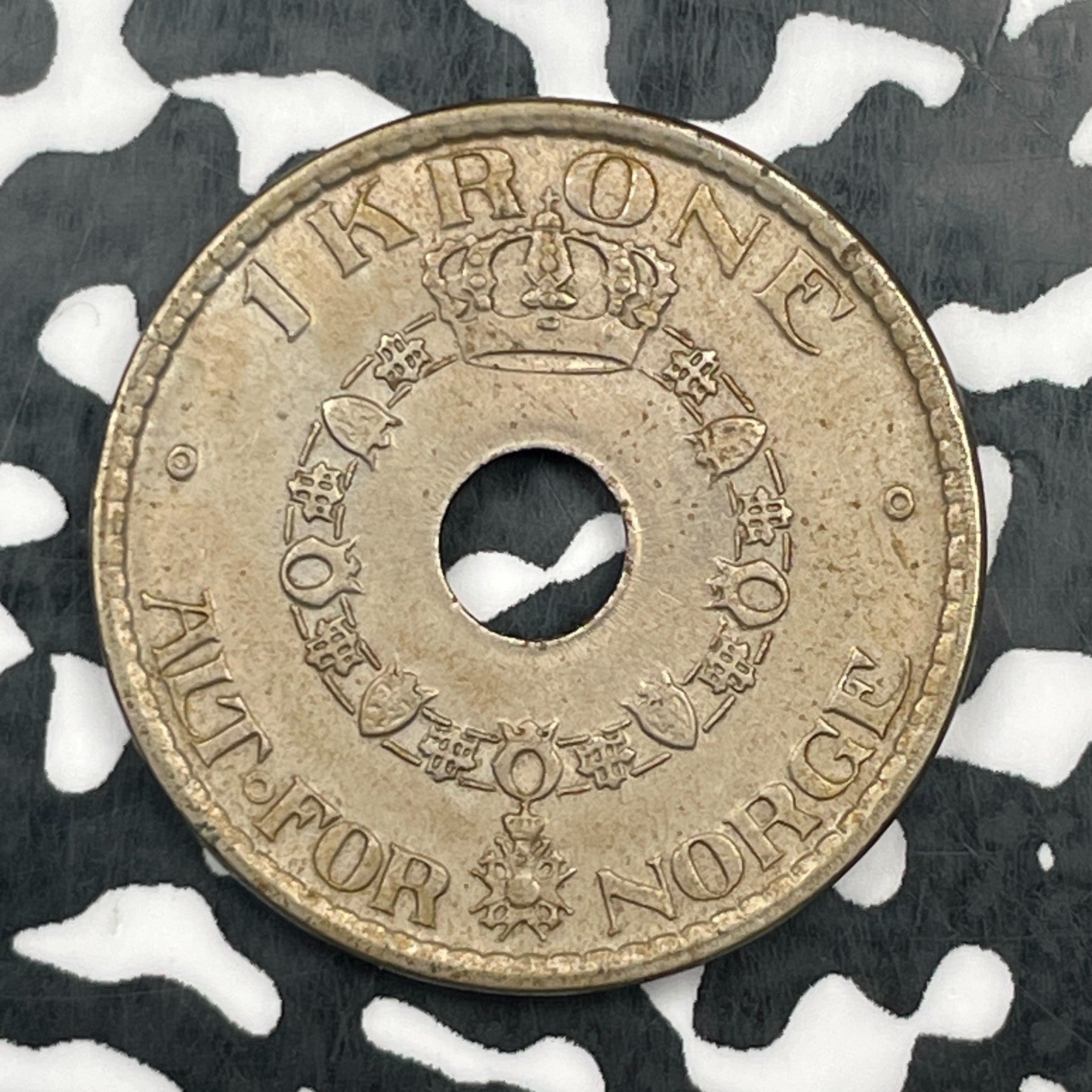 1950 Norway 1 Krone Lot#N1134 High Grade! Beautiful!