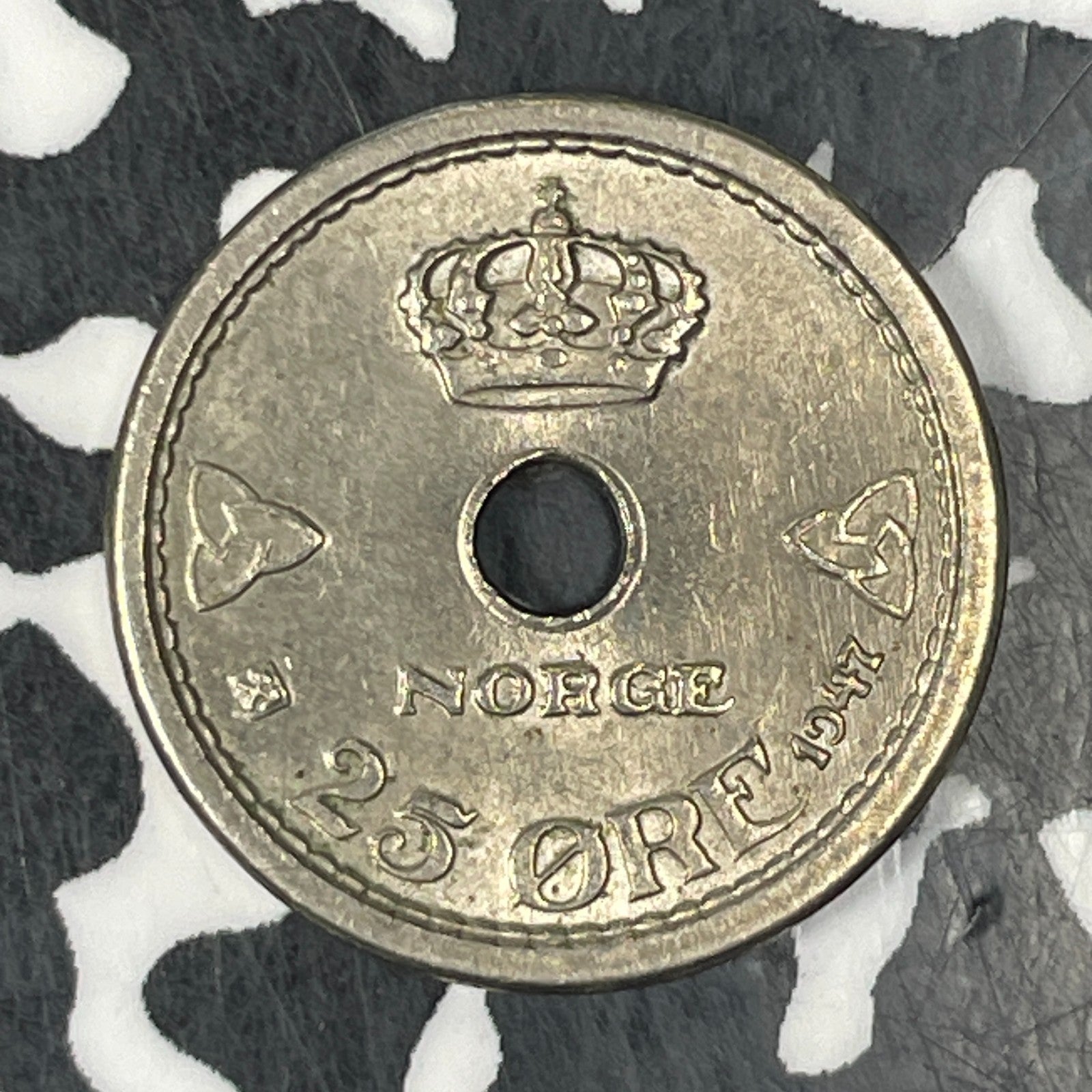 1947 Norway 25 Ore Lot#C7146 Nice!
