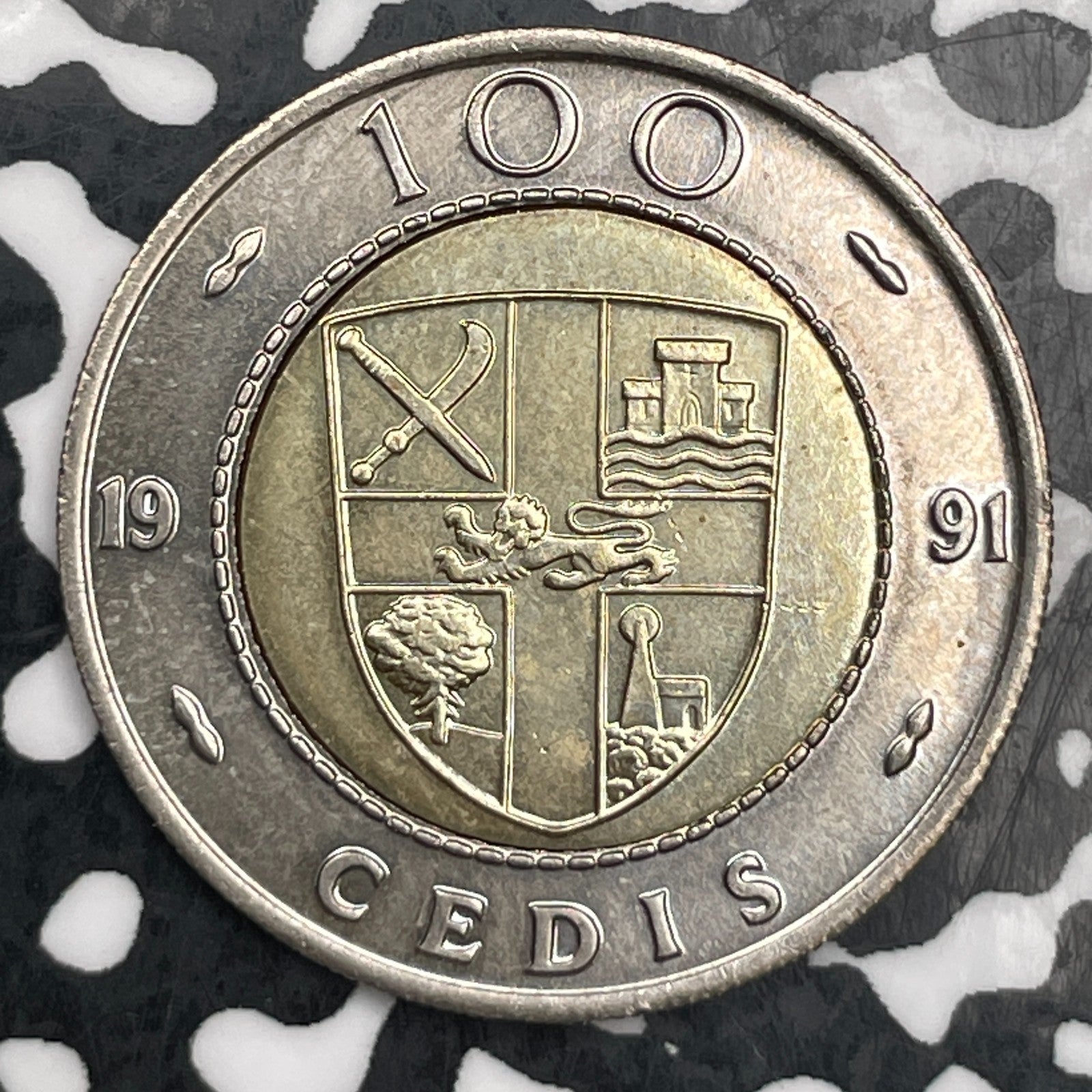 1991 Ghana 100 Cedis Lot#F6577 High Grade! Beautiful!