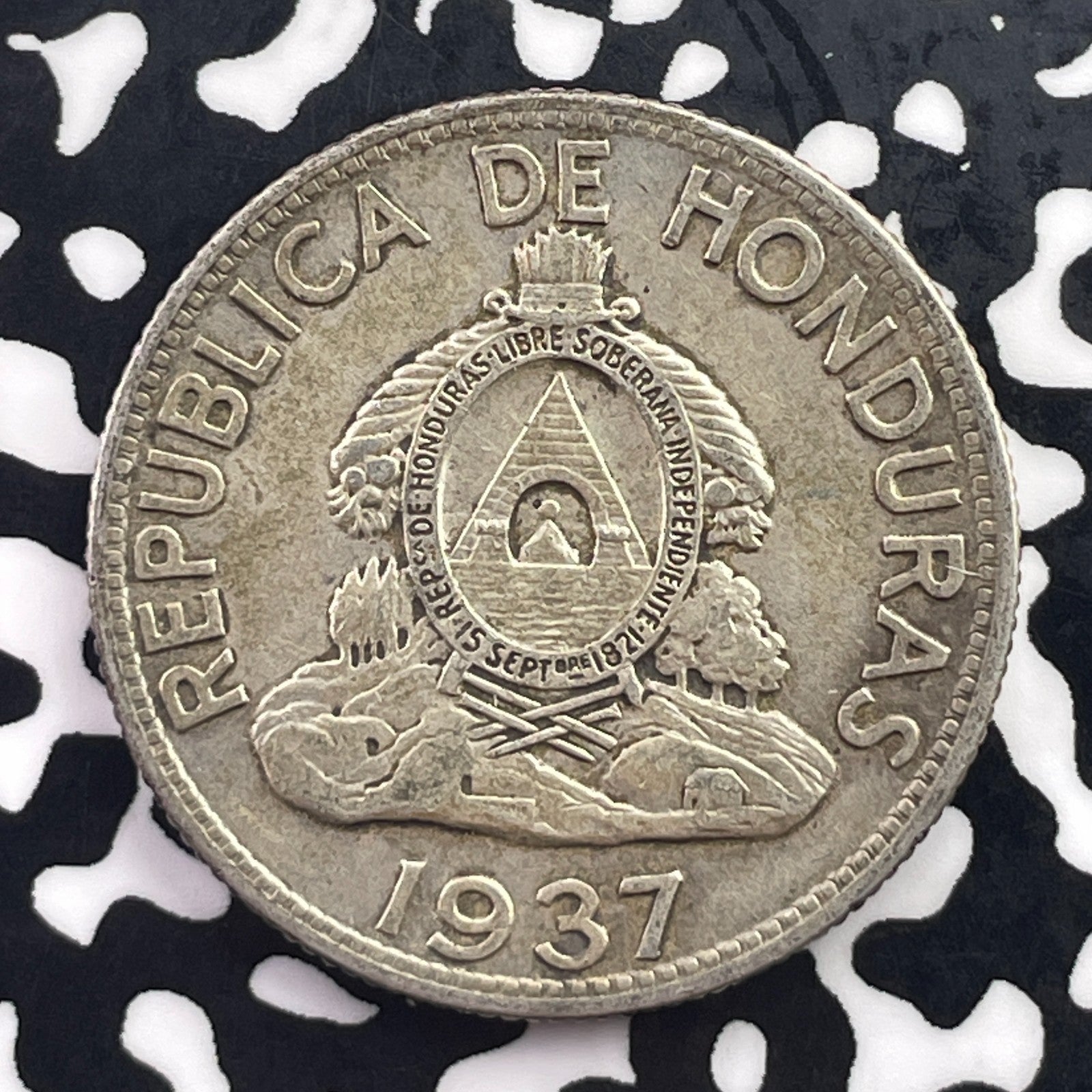 1937 Honduras 1 Lempira Lot#C6815 Silver!