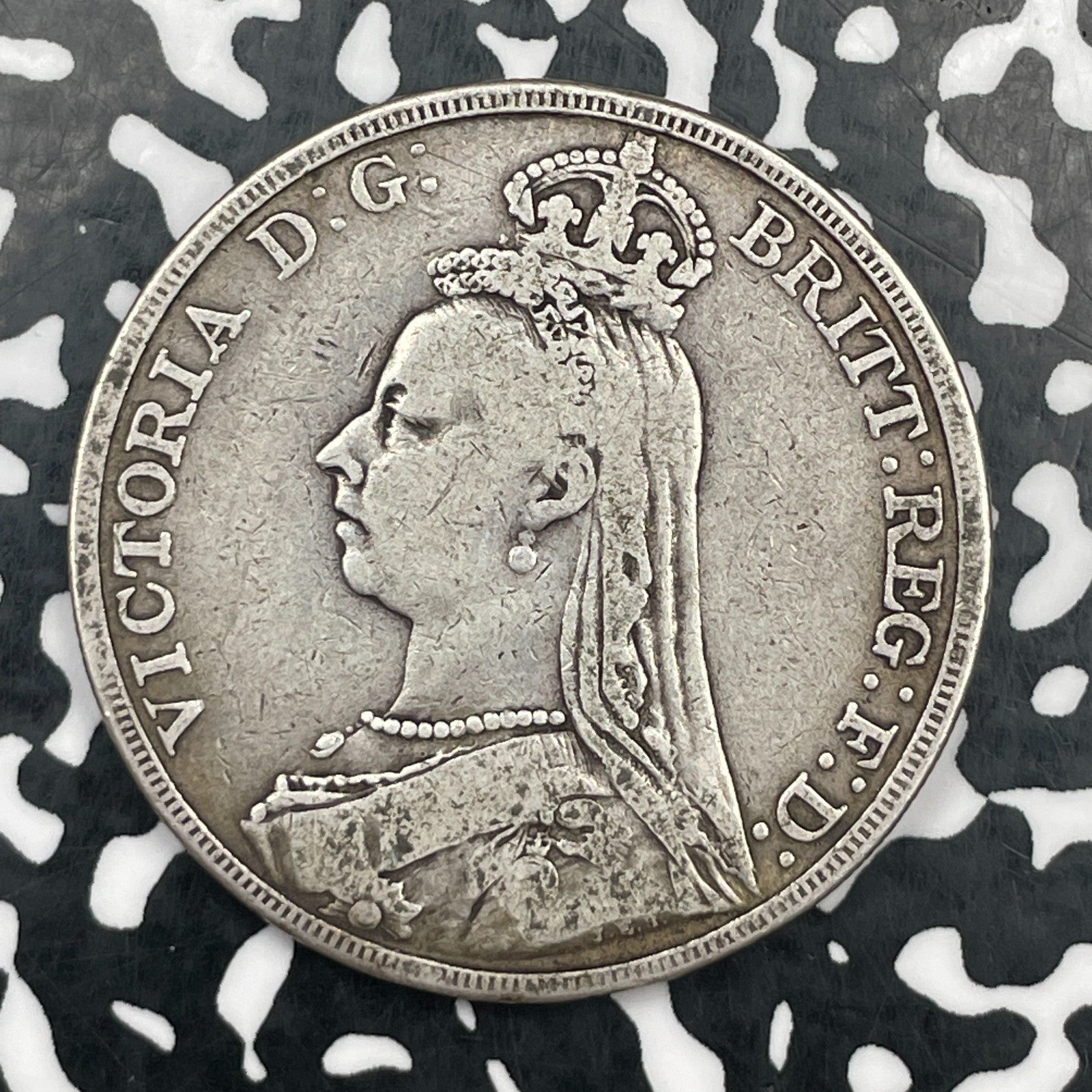 1889 Great Britain Victoria 1 Crown Lot#JM1815 Large Silver!