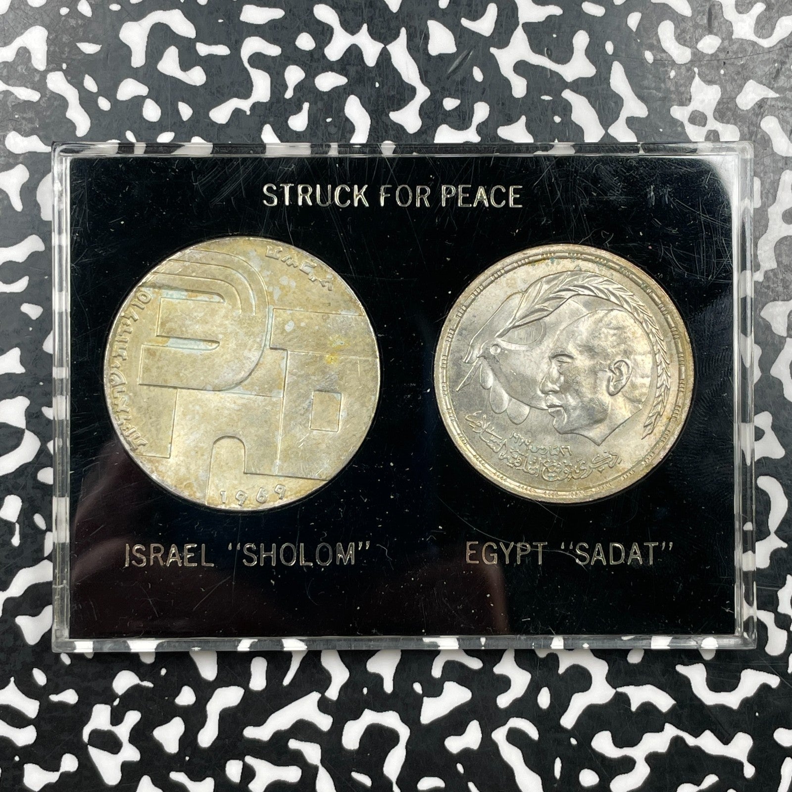 1969/1980 Egypt & Israel 2 Coin Peace Set Lot#OV1982 Silver! With Case