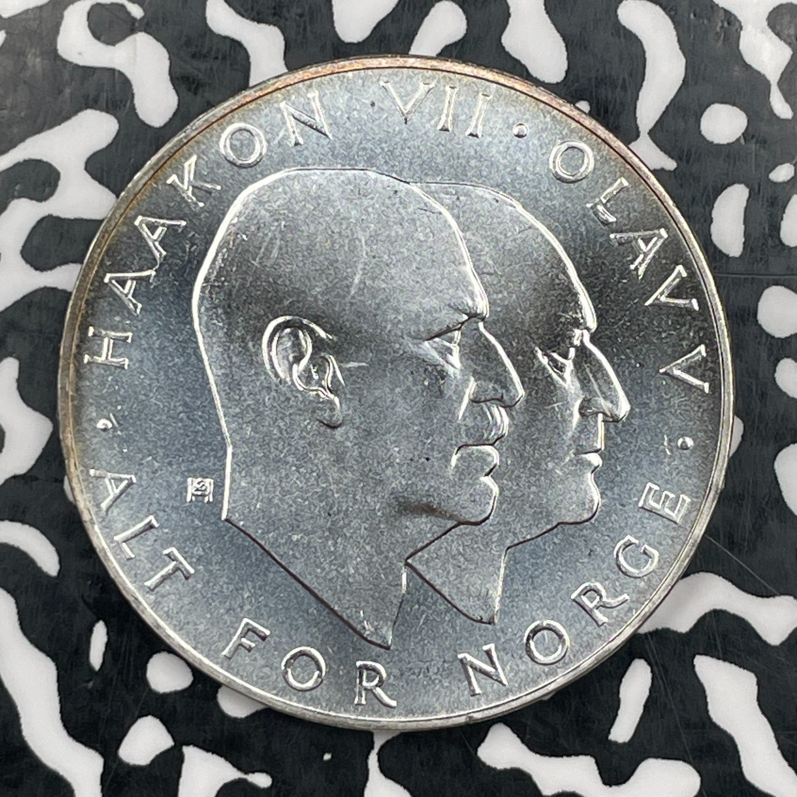 1970 Norway Liberation Ann. 25 Kroner Lot#N3505 Silver! High Grade! Beautiful!