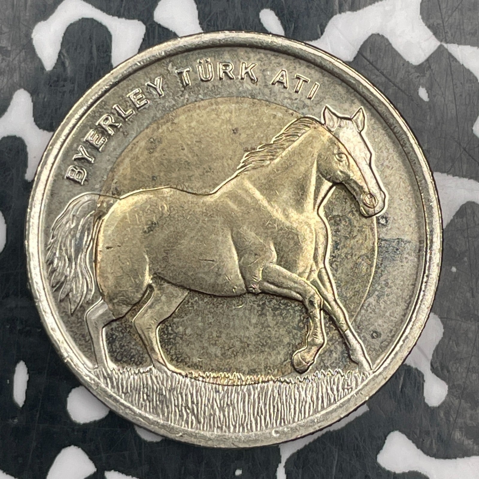 2014 Turkey 1 Lira Lot#F9716 High Grade! Beautiful! Horse