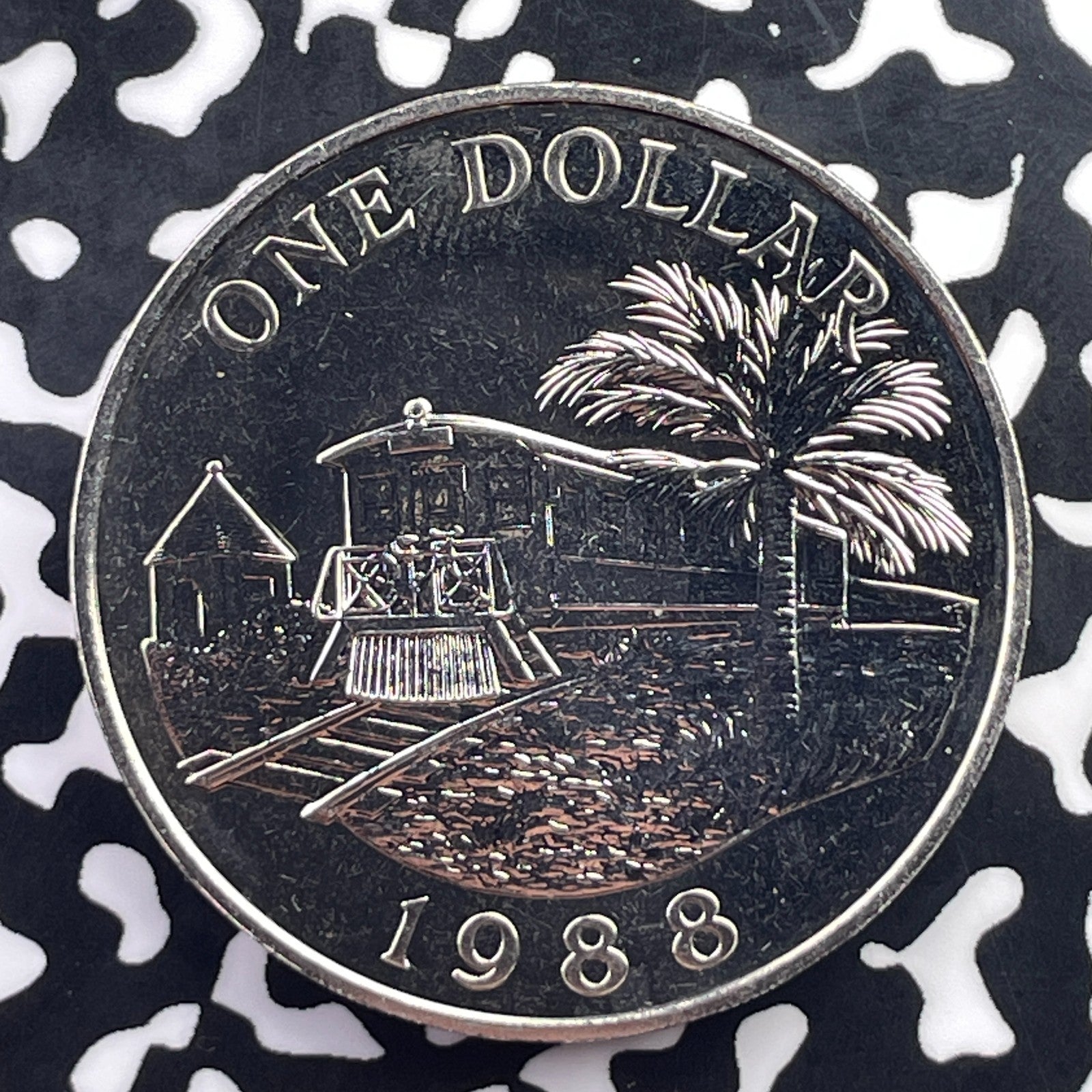 1988 Bermuda $1 Dollar Lot#C5495 High Grade! Beautiful! KM#55