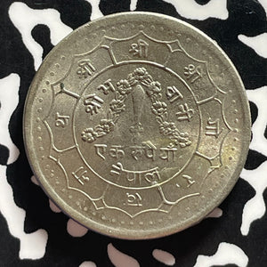 (1979) Nepal 1 Rupee Lot#T4402 High Grade! Beautiful!