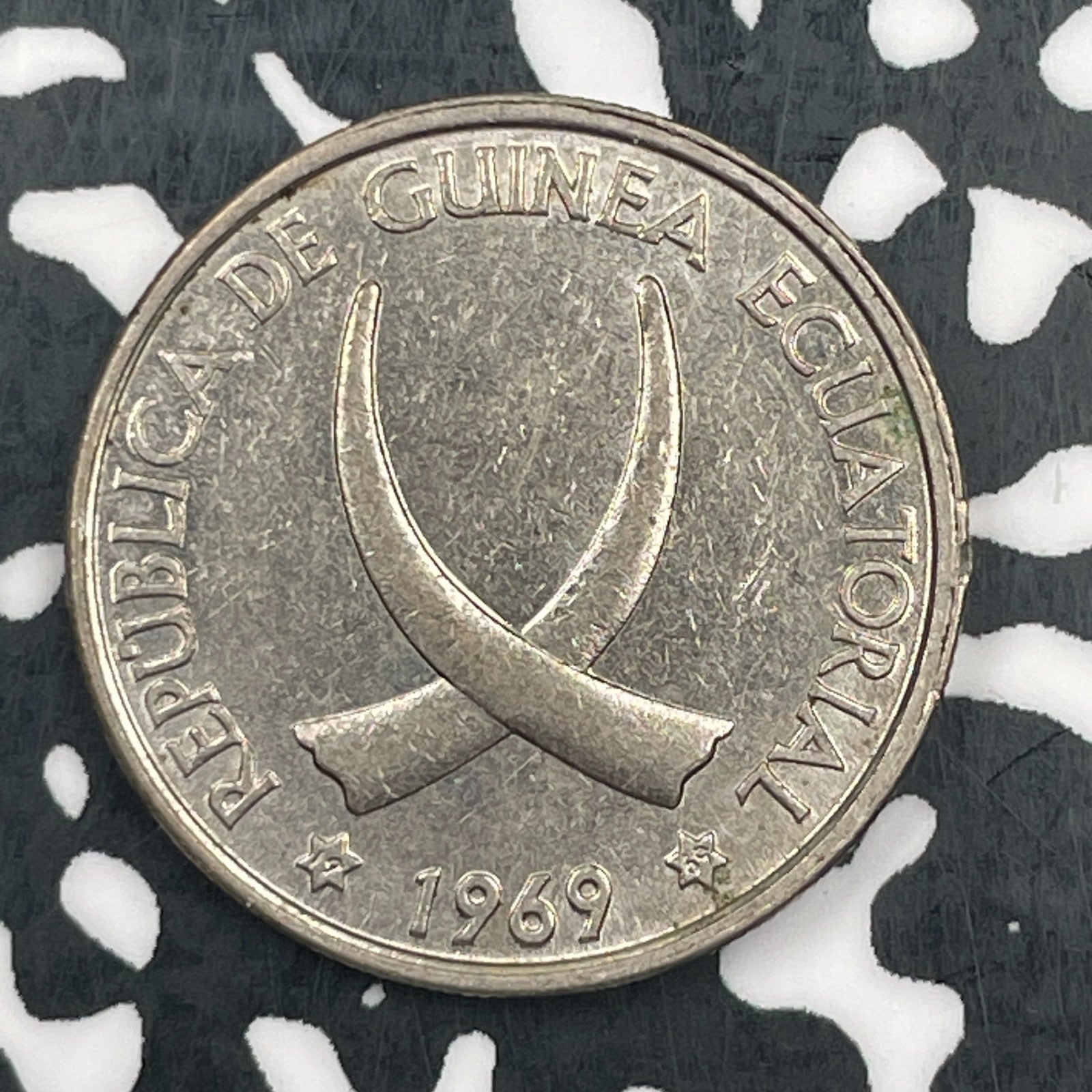 1969 Equatorial Guinea 5 Pesetas Lot#F8151 Nice!