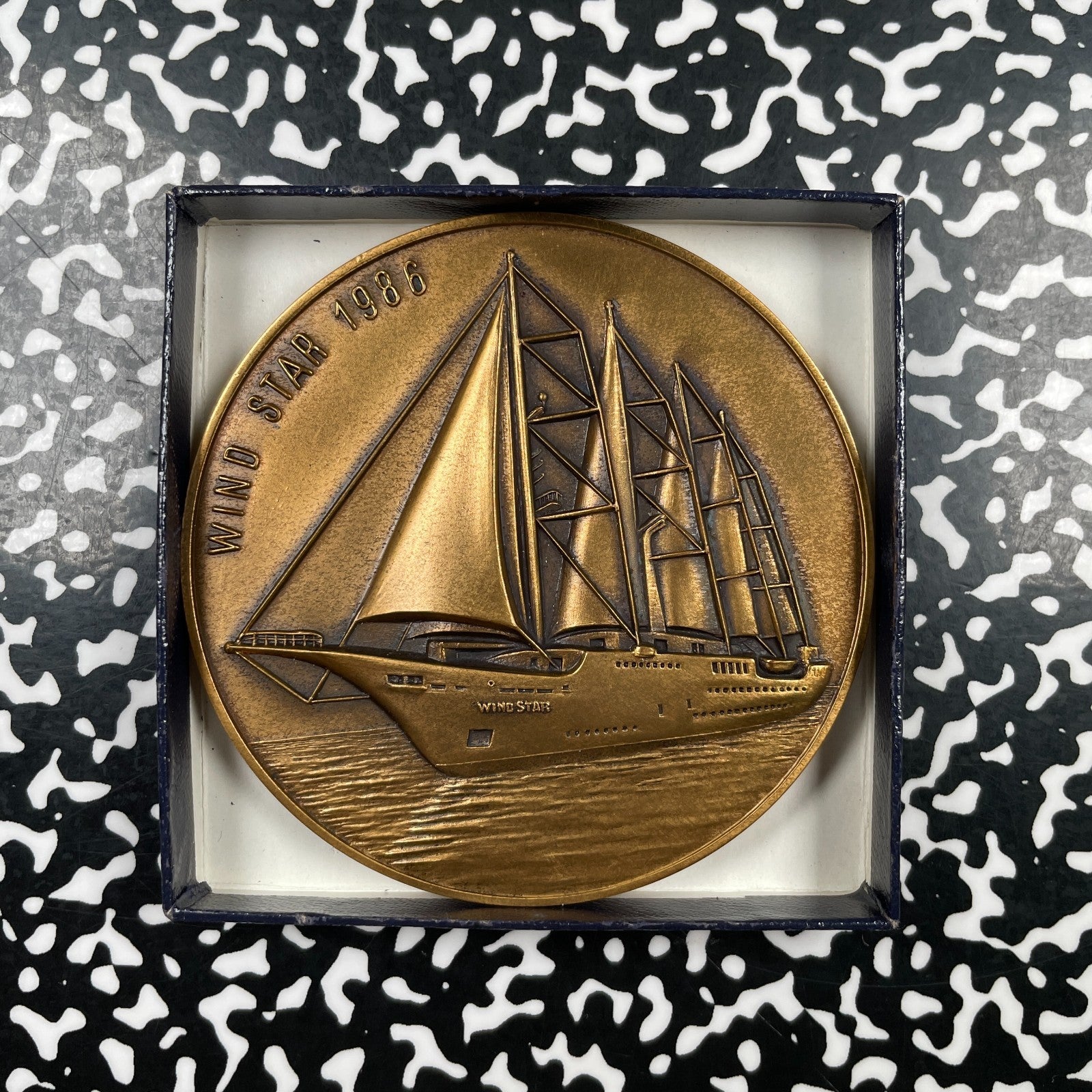 1986 U.S. Wind Star Schooner Medal Lot#B3518 With Original Box, 72mm