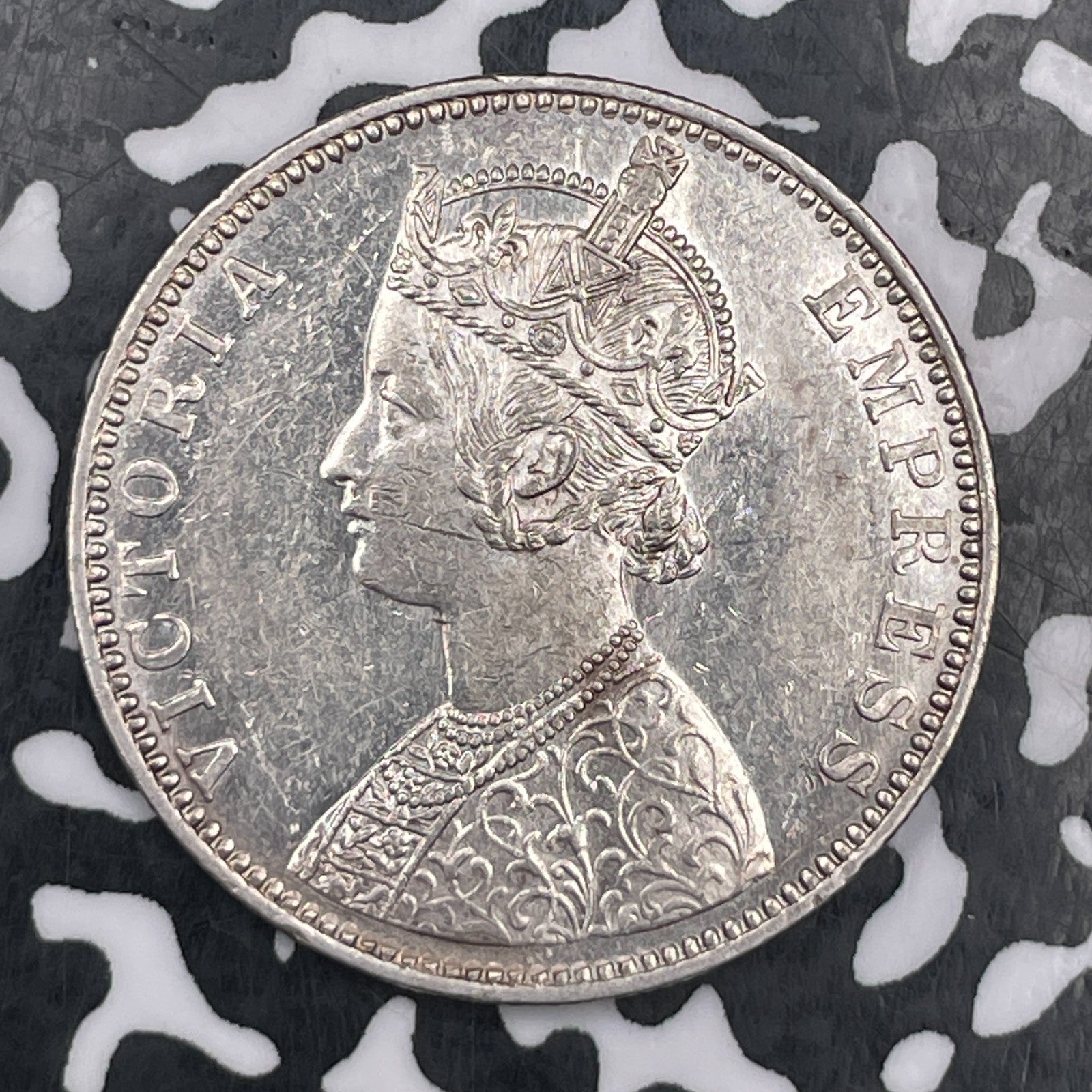 1888 India 1 Rupee Lot#JM1660 Silver! High Grade! Beautiful!