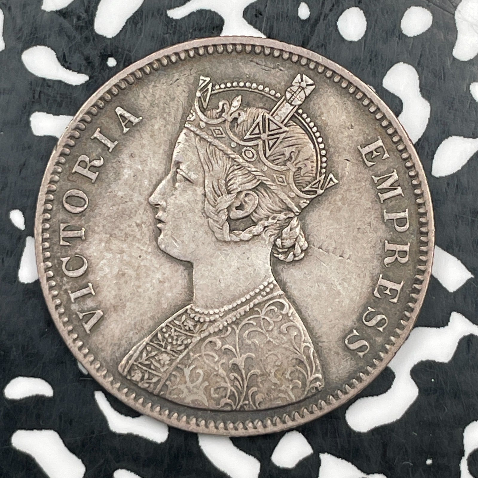 (1882) India Alwar 1 Rupee Lot#JM1853 Silver! Scarce! Nice!