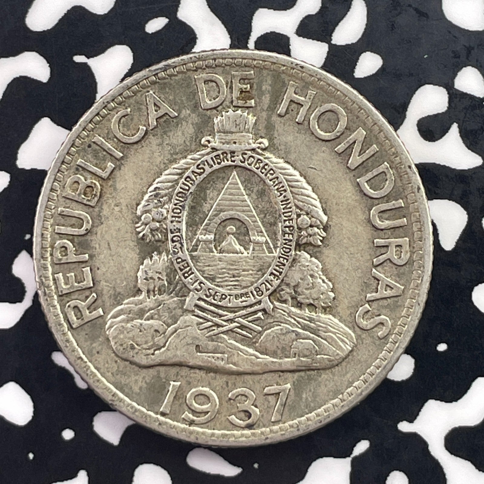 1937 Honduras 1 Lempira Lot#C6810 Silver!