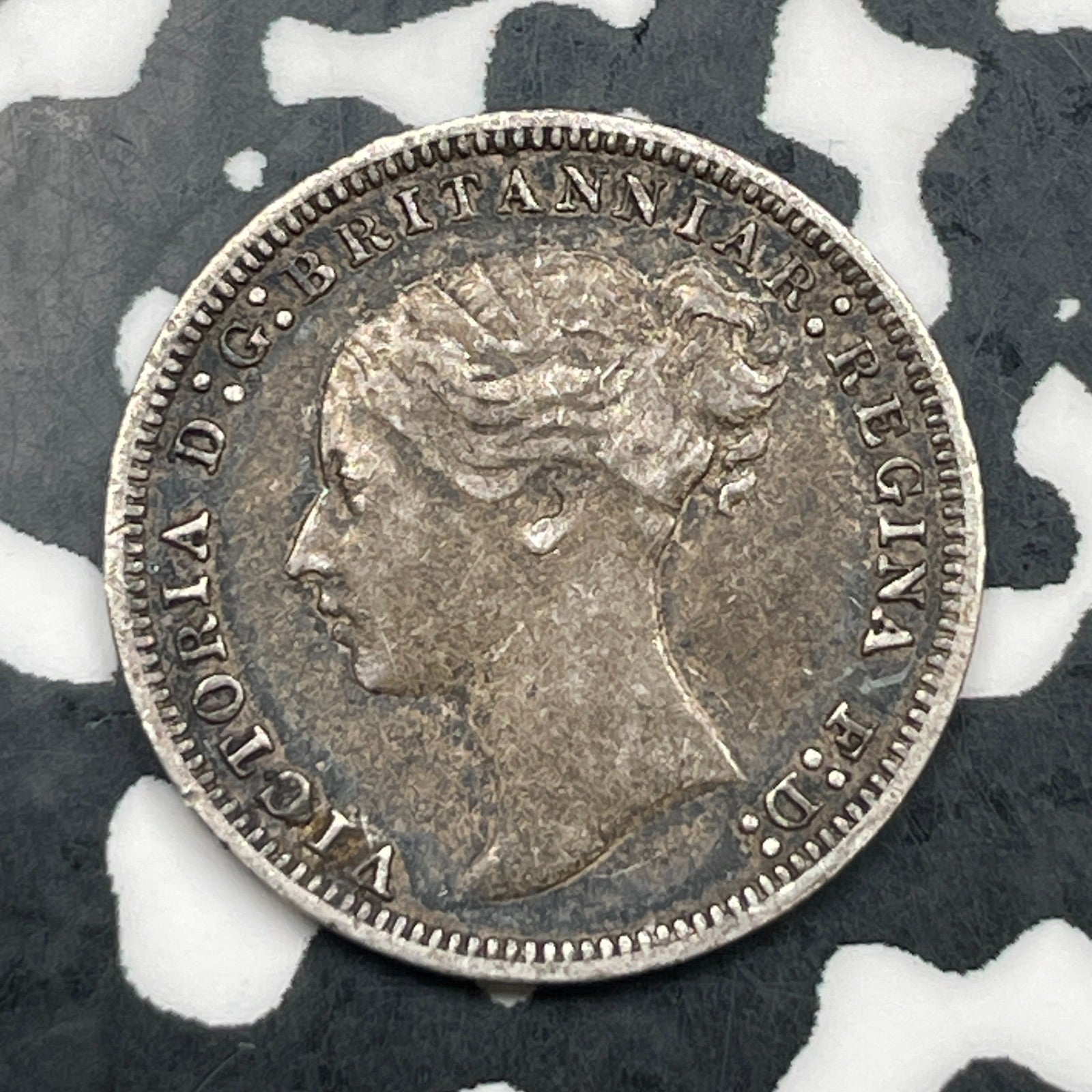 1877 Great Britain Victoria 3 Pence Threepence Lot#JM2231 Silver! Nice!
