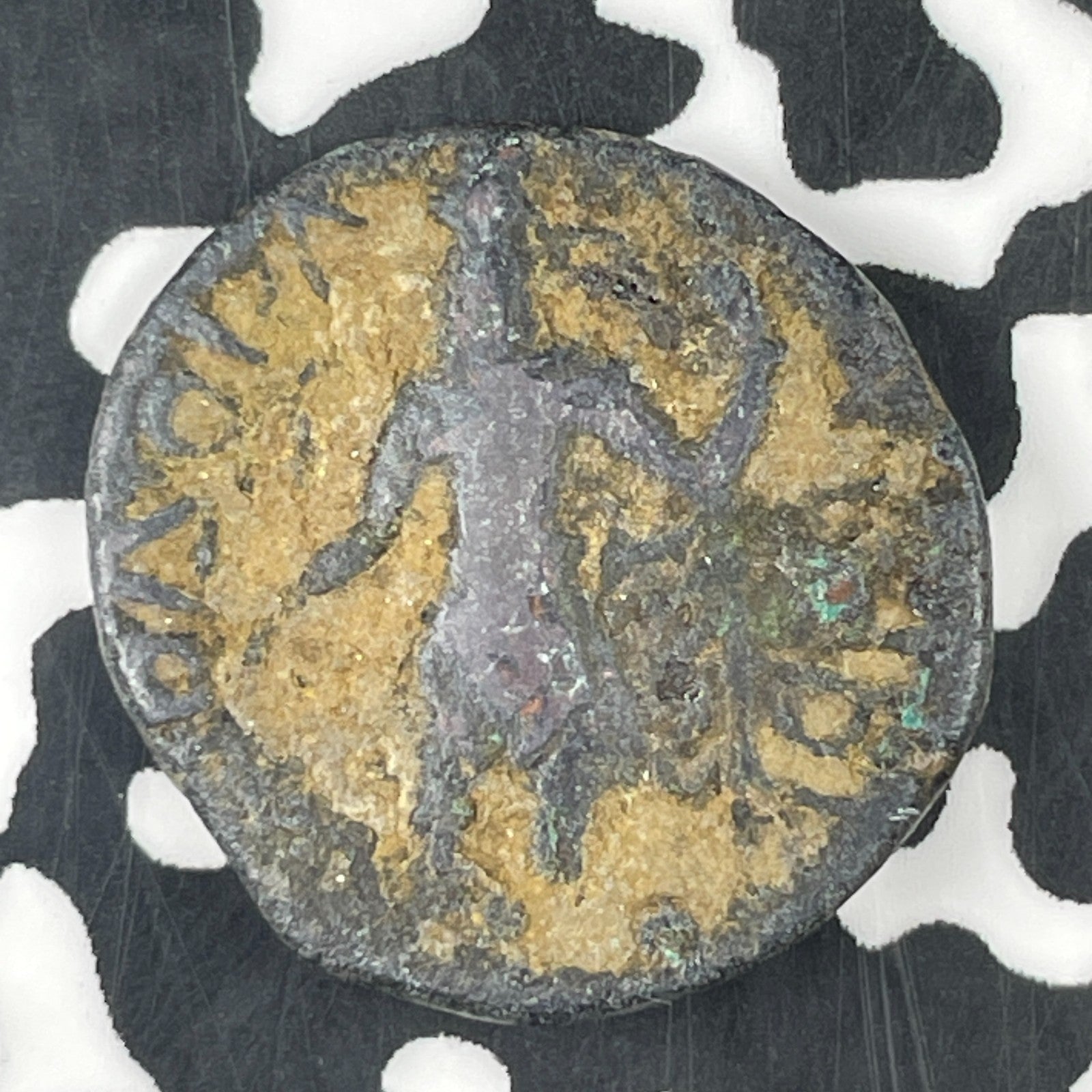(127-152 AD) Kushan Empire Kanishka I AE 1/4 Unit Lot#C9863 MAL-3158-3160