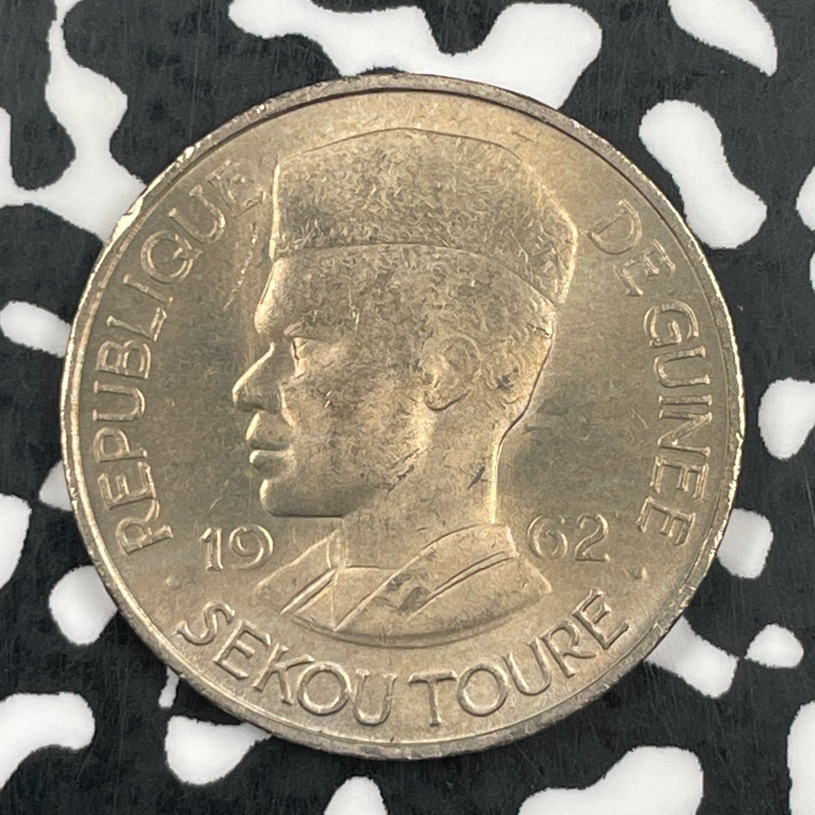 1962 Guinea 10 Francs Lot#F6901 High Grade! Beautiful!