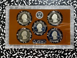 2016 U.S. Mint 13x Coin Proof Set Lot#B2712 With Case & C.O.A.