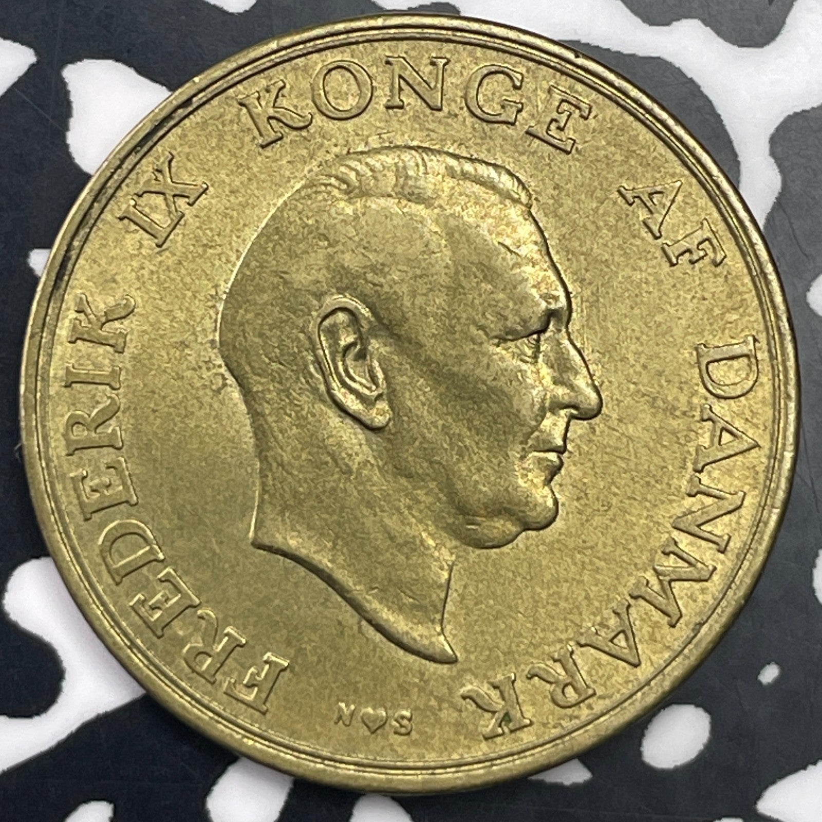 1953 Denmark 1 Krone Lot#C1346 Nice!