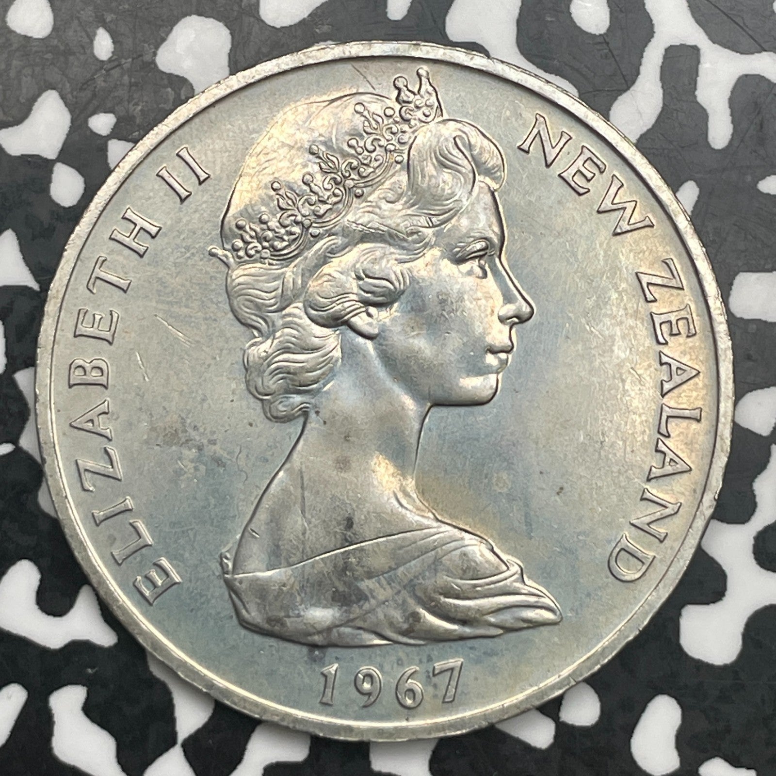1967 New Zealand $1 Dollar Lot#F7276 High Grade! Beautiful!