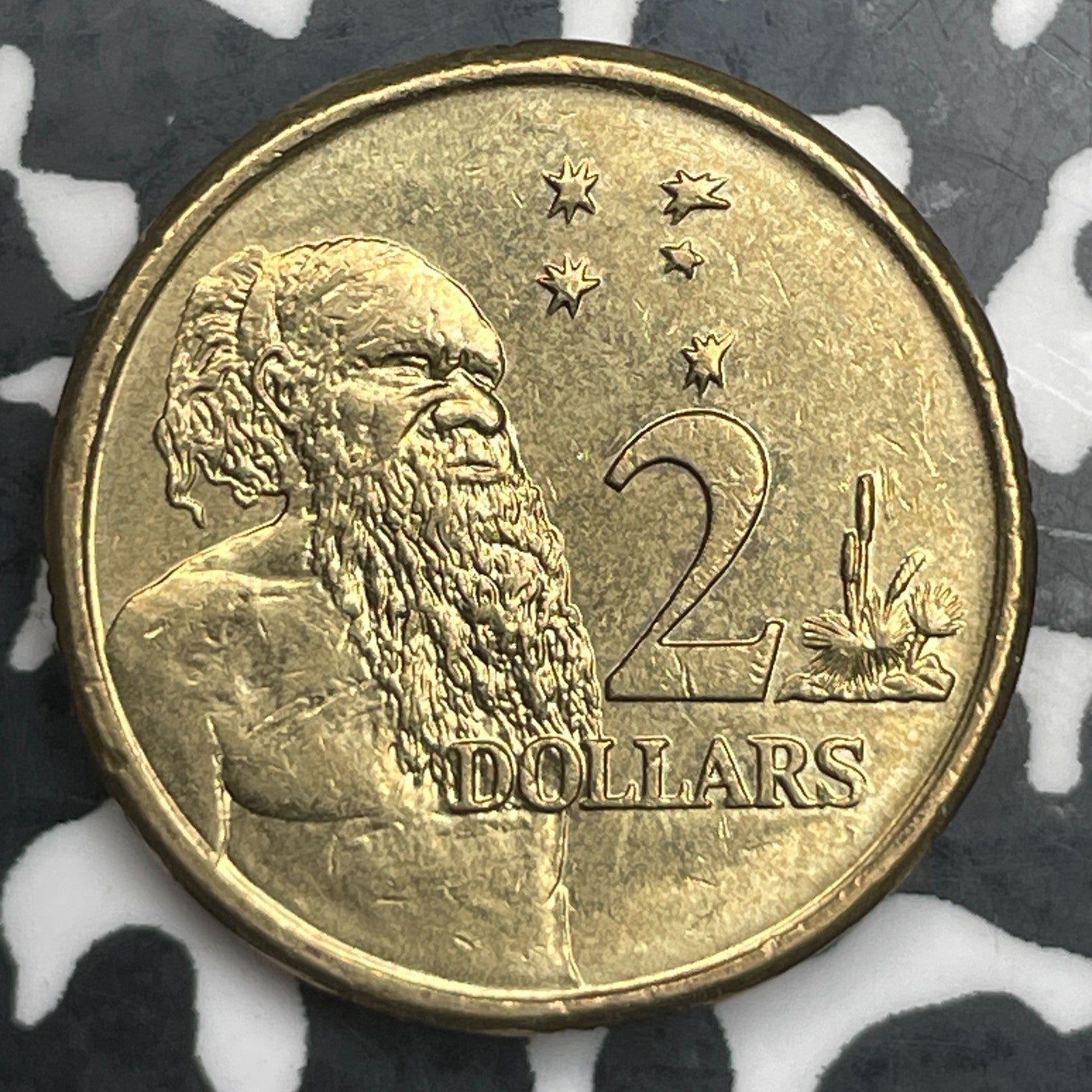 2016 Australia $2 Dollars Lot#F7294 High Grade! Beautiful!