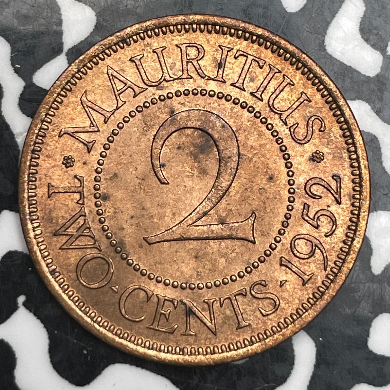 1952 Mauritius 2 Cents Lot#F7227 High Grade! Beautiful!