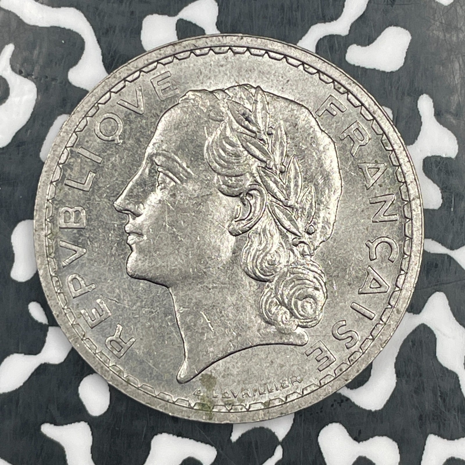 1937 France 5 Francs Lot#JM2359 High Grade! Beautiful! Key Date!