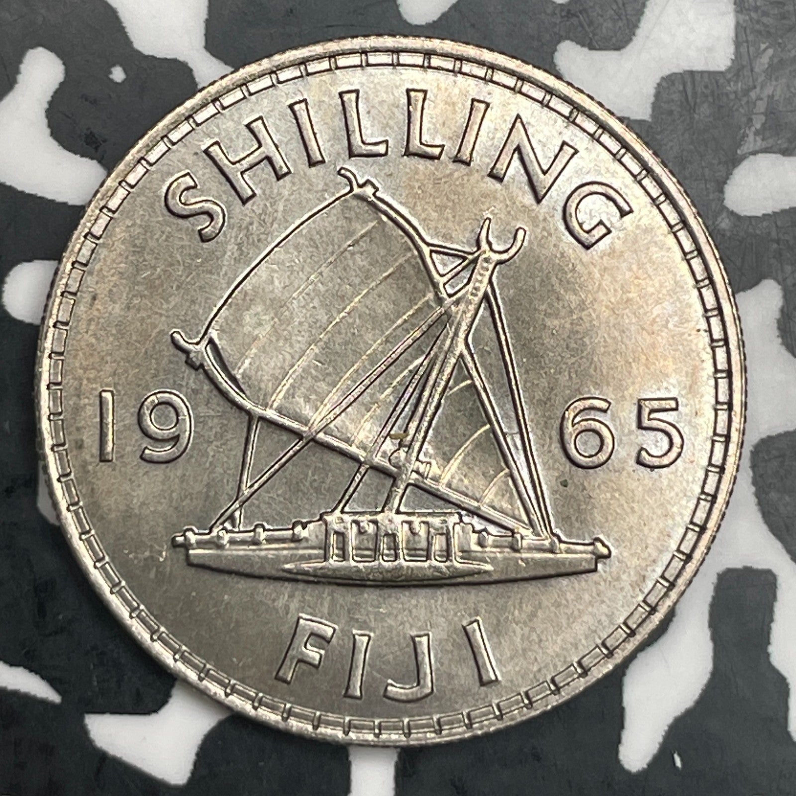 1965 Fiji 1 Shilling Lot#F7121 High Grade! Beautiful!